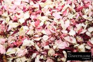 Why choose biodegradable wedding confetti?